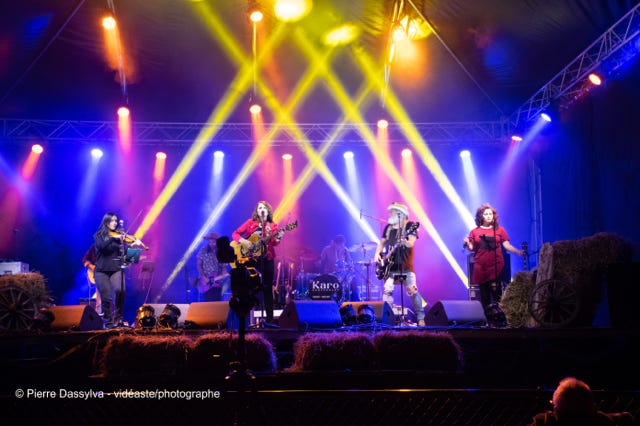 photo, photographie, artiste, spectacle,artistphtoto.ca, vidéo, scène, Karo Laurendeau, chanteur