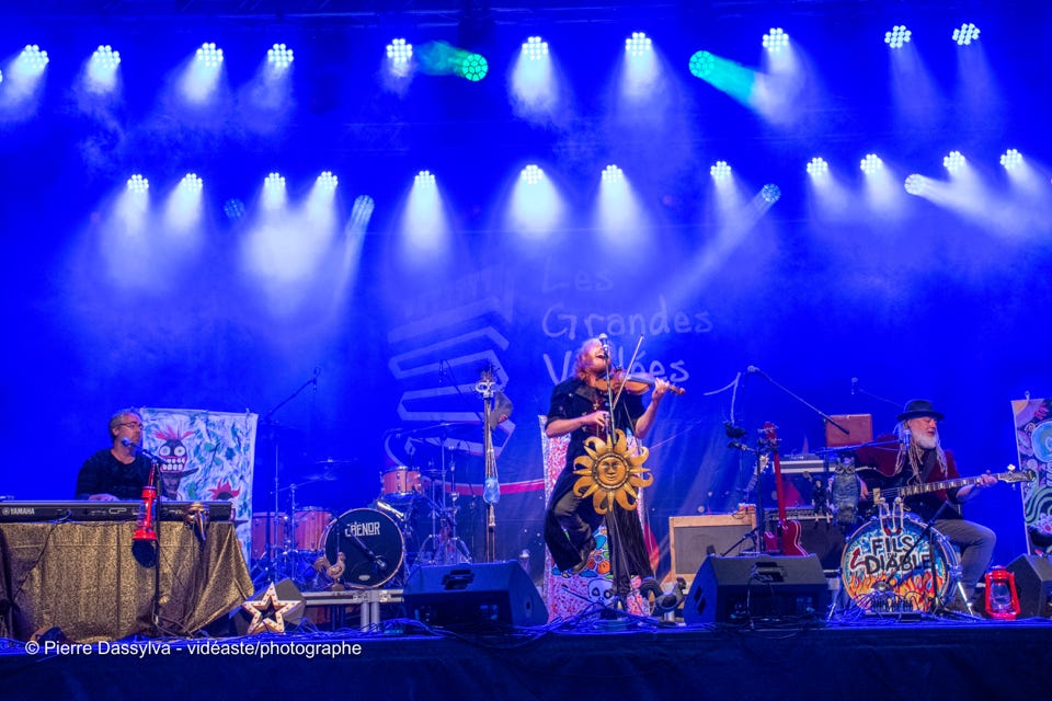 photo, photographie, artiste, spectacle,artistphtoto.ca, vidéo, scène, Fils du Diable, chanteur