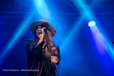 photo, photographie, artiste, spectacle,artistphtoto.ca, vidéo, scène, Travis Cormier, chanteur