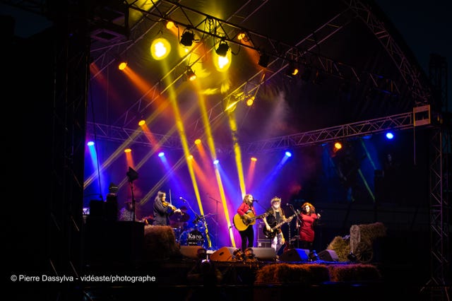 photo, photographie, artiste, spectacle,artistphtoto.ca, vidéo, scène, Karo Laurendeau, chanteur