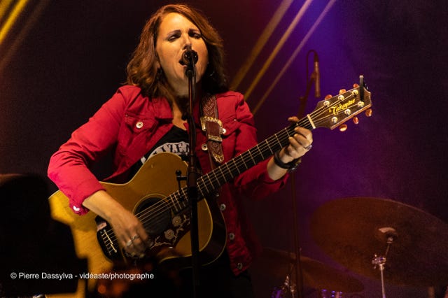 photo, photographie, artiste, spectacle,artistphtoto.ca, vidéo, scène, Karo Laurendeau, chanteur