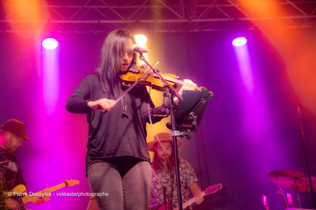 photo, photographie, artiste, spectacle,artistphtoto.ca, vidéo, scène, Karo Laurendeau, chanteur